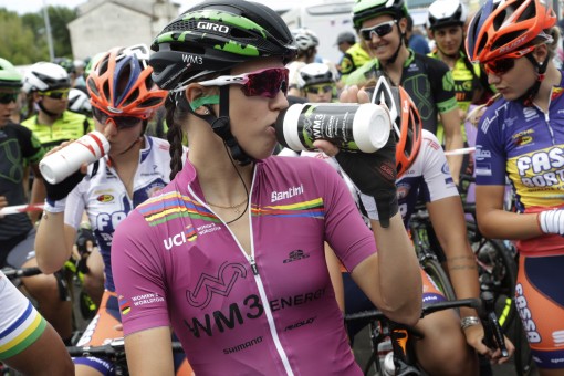 Podium ver weg na valpartij in tijdrit