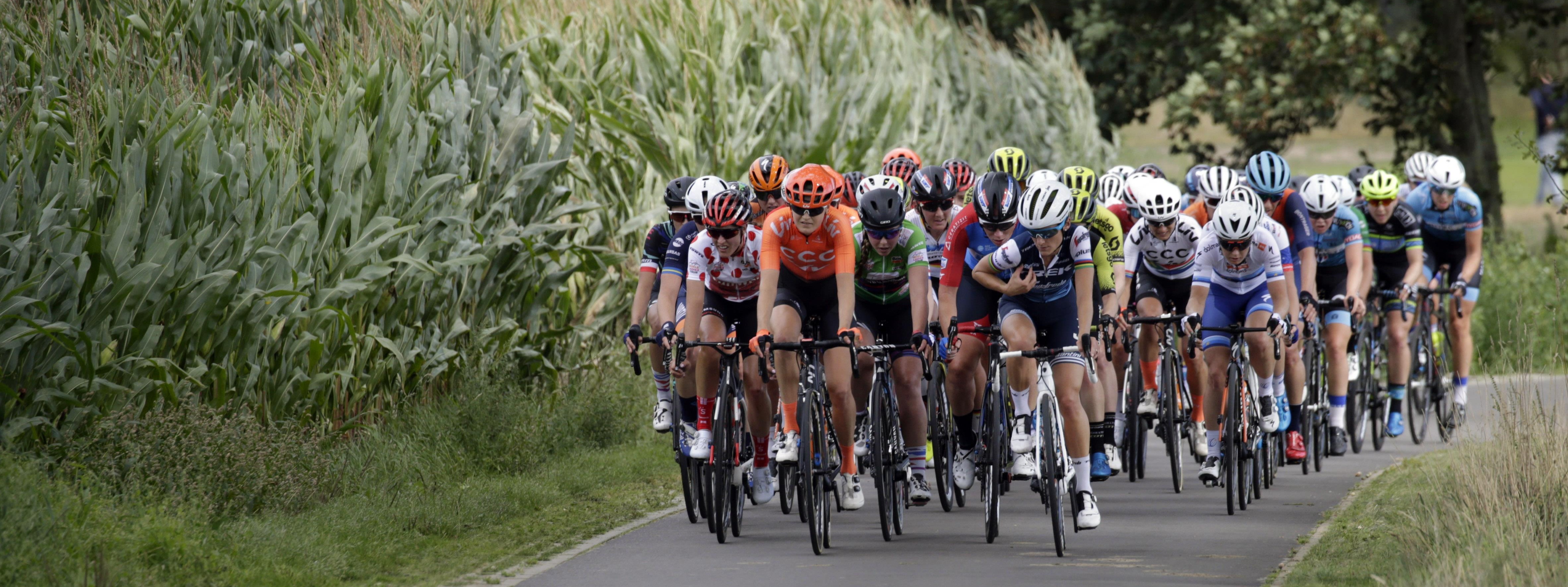 Ashleigh chooses the attack in the first stage Boels Ladies Tour