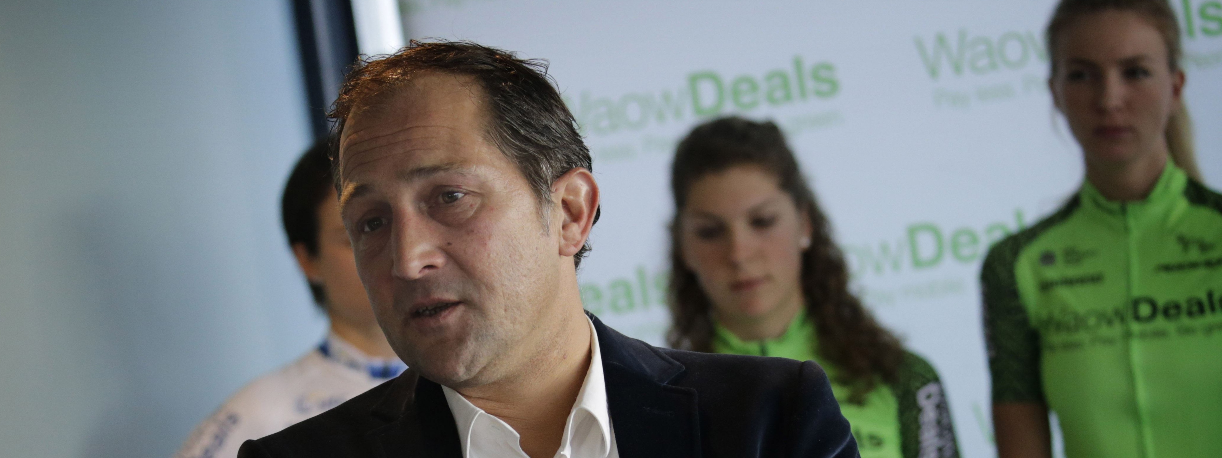 WaowDeals Pro Cycling starts its road season in Australia 